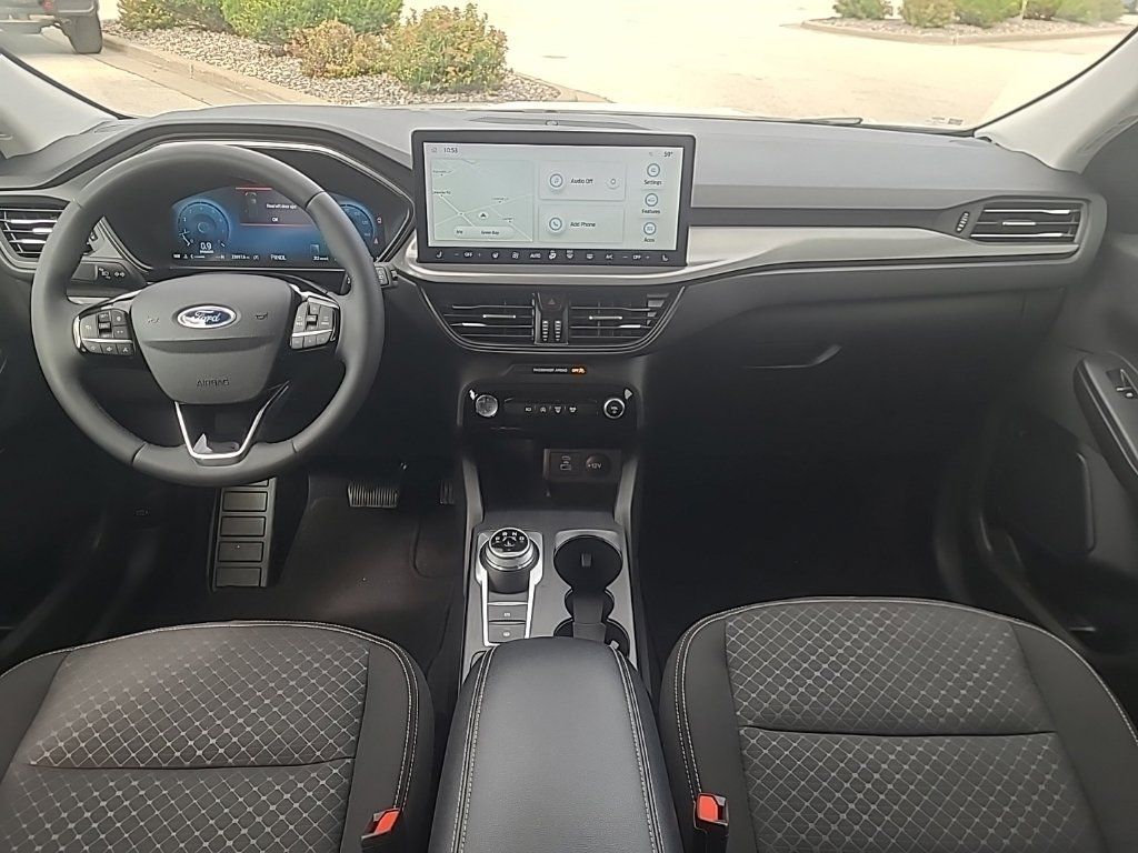 Used 2023 Ford Escape Active w/ Tech Pack #2 AWD/4WD image 13