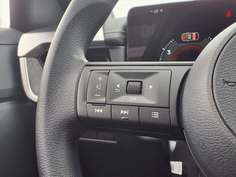 New 2026 Nissan Kicks SV w/ Cold Weather Package image 20