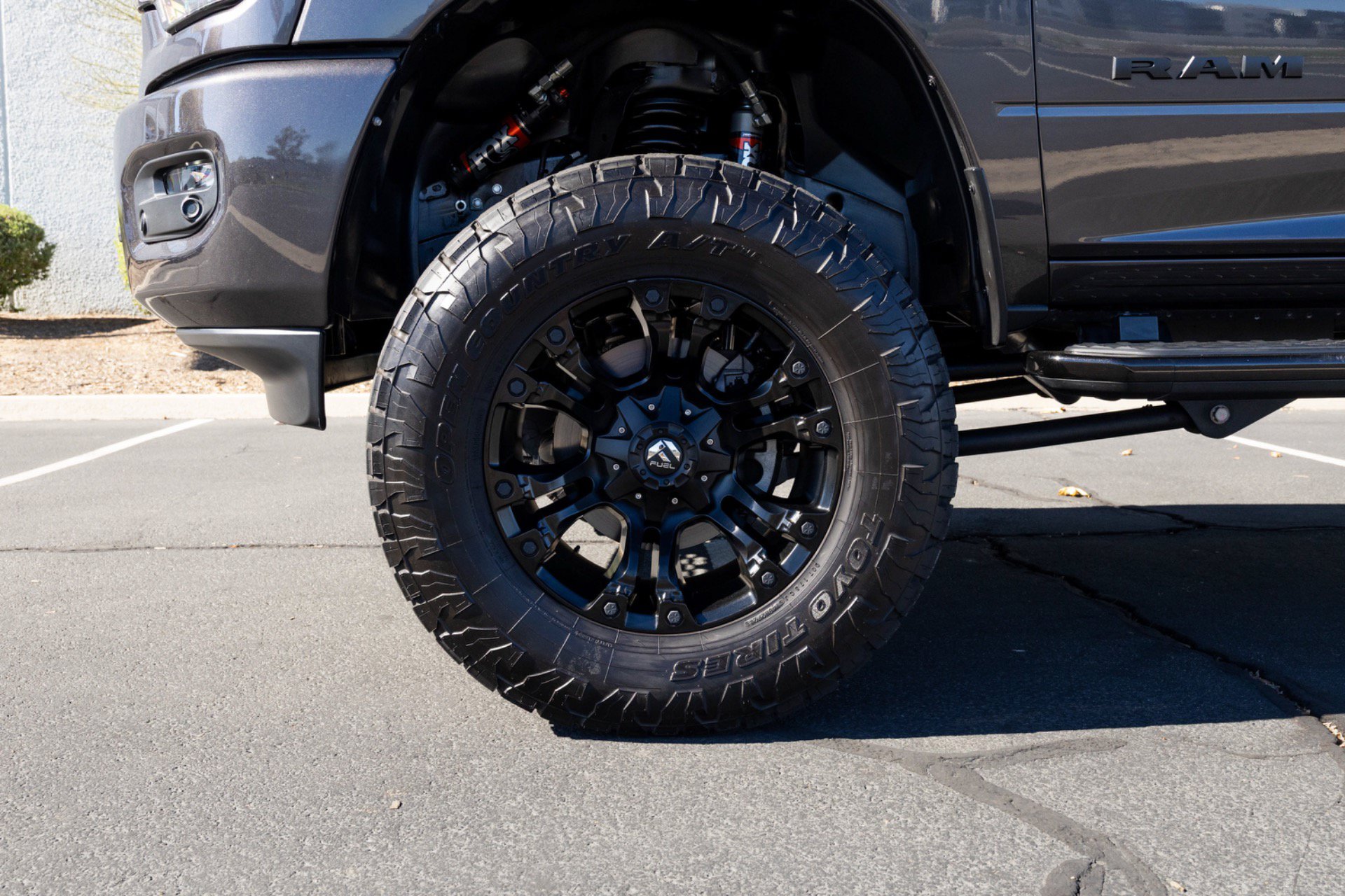Used 2024 RAM 2500 Laramie w/ Night Edition AWD/4WD image 9