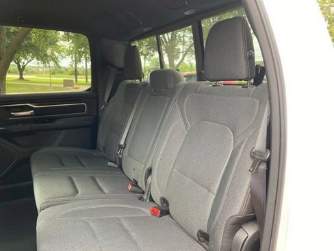 Used 2023 RAM 1500 Big Horn AWD/4WD image 4