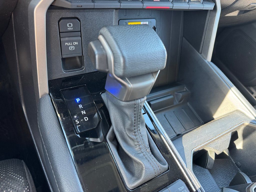 Used 2024 Toyota Tundra Limited AWD/4WD image 25