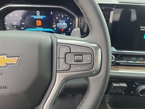 New 2026 Chevrolet Silverado 1500 LT w/ Leather Package RWD image 18