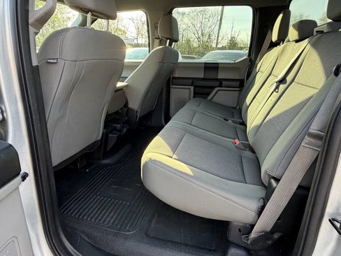 Used 2018 Ford F250 XL w/ Power Equipment Group AWD/4WD image 12