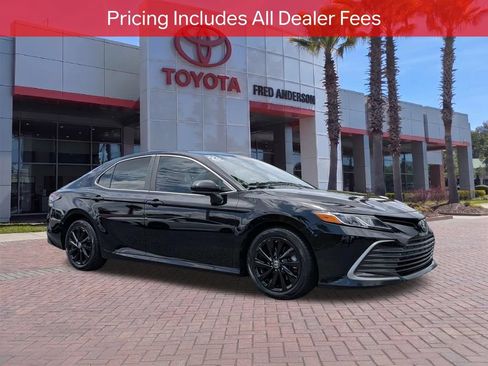 Certified 2023 Toyota Camry LE FWD image 1