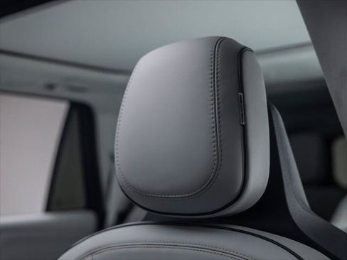 New 2026 Lincoln Navigator L Black Label AWD/4WD image 16