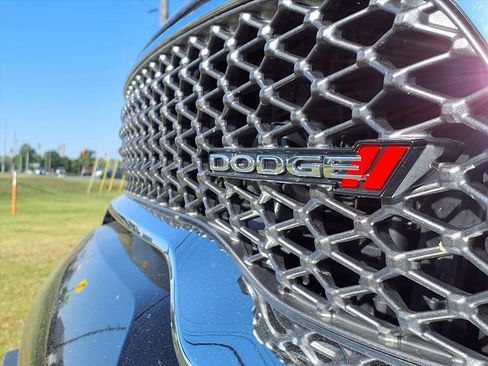 Used 2023 Dodge Durango SXT Launch Edition image 26