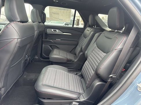 New 2026 Ford Explorer ST-Line w/ ST-Line Street Pack image 10