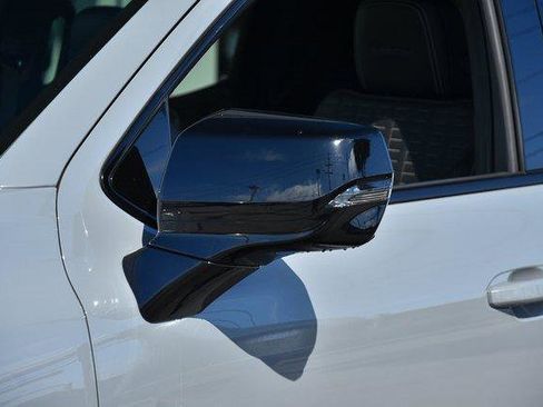 New 2025 GMC Sierra EV Denali image 6