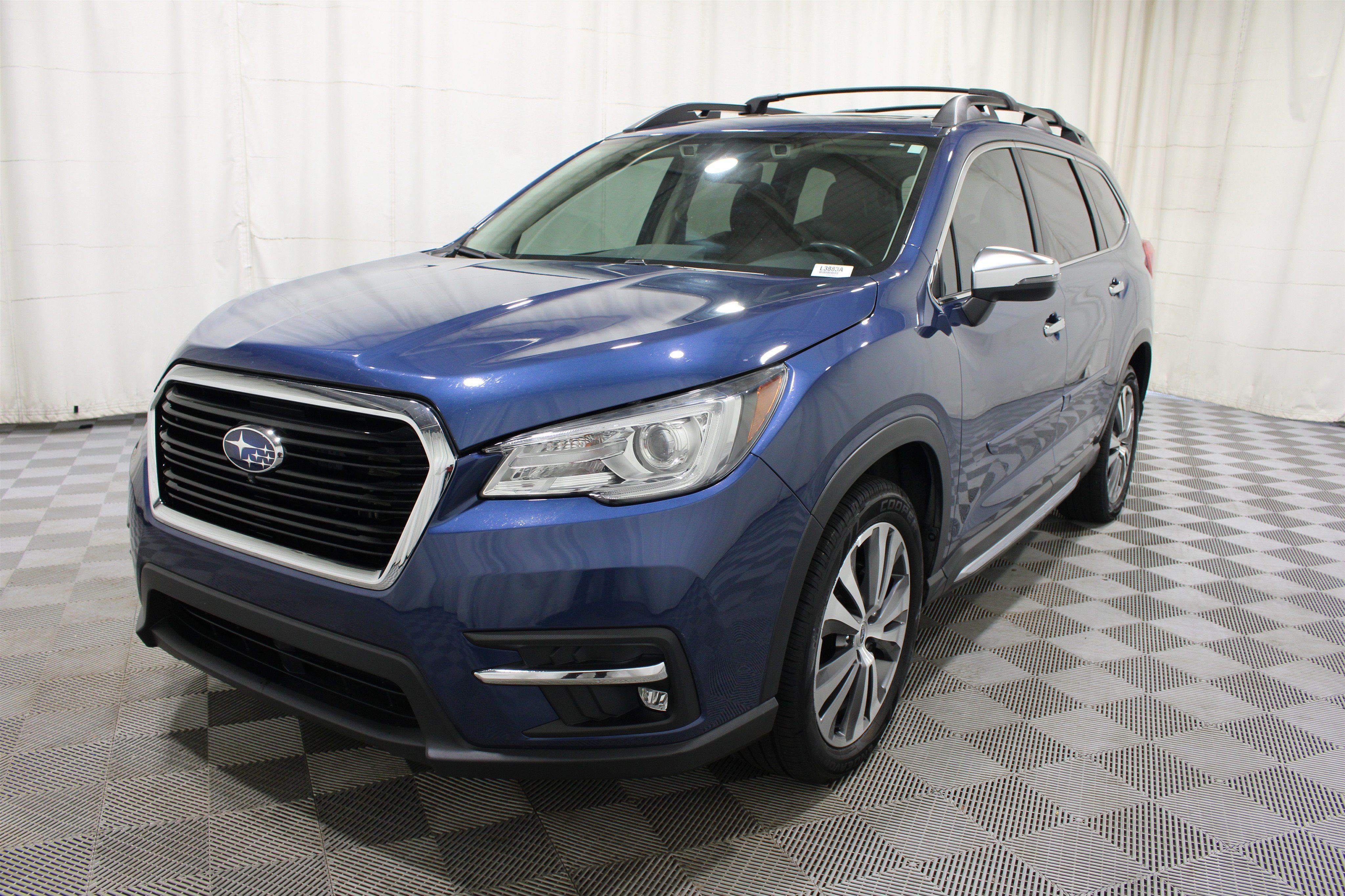 Used 2019 Subaru Ascent Touring w/ Popular Package #3 AWD/4WD image 38