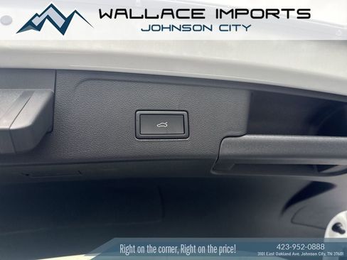 New 2026 Volkswagen Atlas Cross Sport SE AWD/4WD image 46