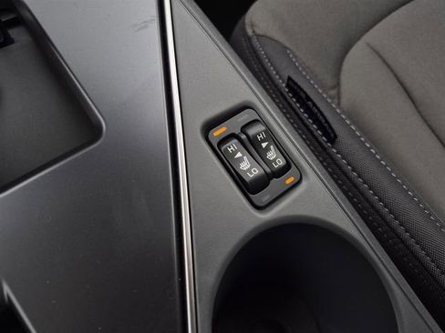 New 2025 Subaru Crosstrek 2.0i Premium image 21