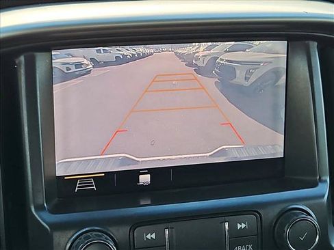 Used 2020 Chevrolet Colorado LT RWD image 19