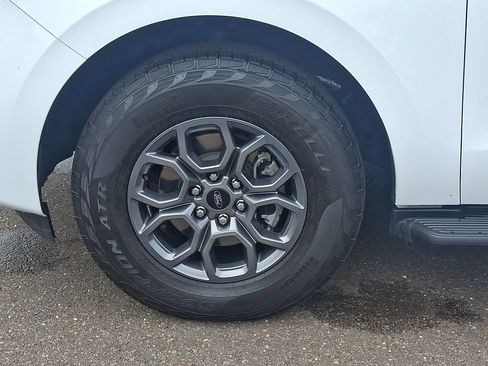 Used 2025 Ford Expedition Max Active AWD/4WD image 9