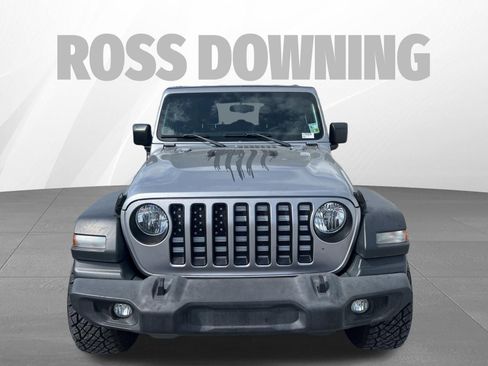 Used 2018 Jeep Wrangler Unlimited Sport image 2