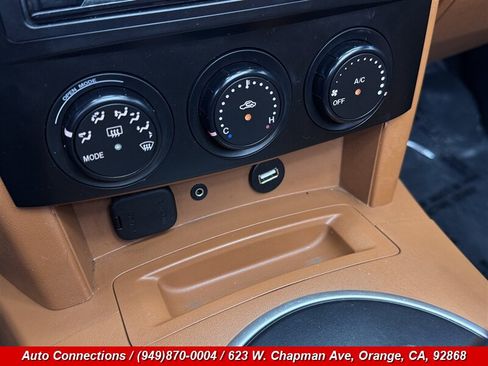 Used 2006 MAZDA MX-5 Miata Grand Touring RWD image 13
