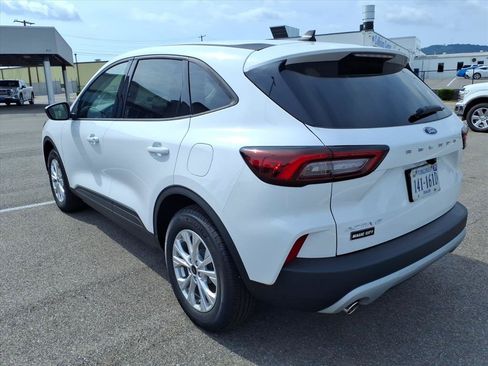 New 2026 Ford Escape Active w/ Cold Weather Package FWD image 5