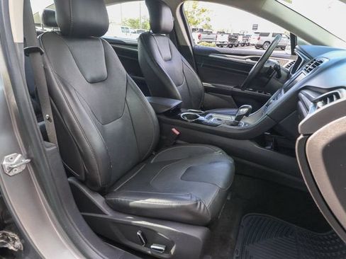 Used 2013 Ford Fusion Titanium AWD/4WD image 22