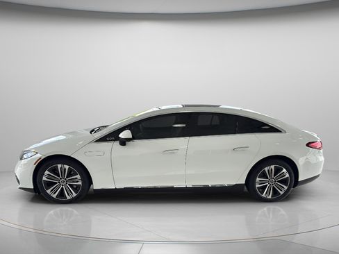 Certified 2022 Mercedes-Benz EQS 450+ Sedan image 2