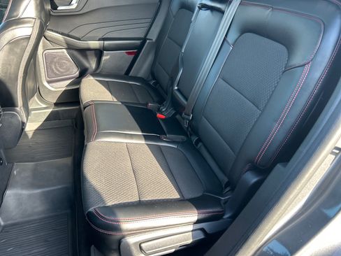 Certified 2024 Ford Escape ST-Line w/ Tech Pack #1 AWD/4WD image 9