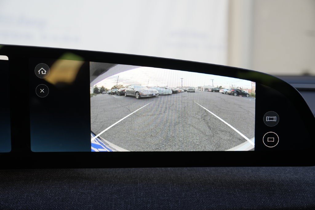 Used 2024 Lucid Air Pure RWD image 52
