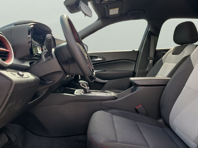 New 2026 Chevrolet Trax RS FWD image 19