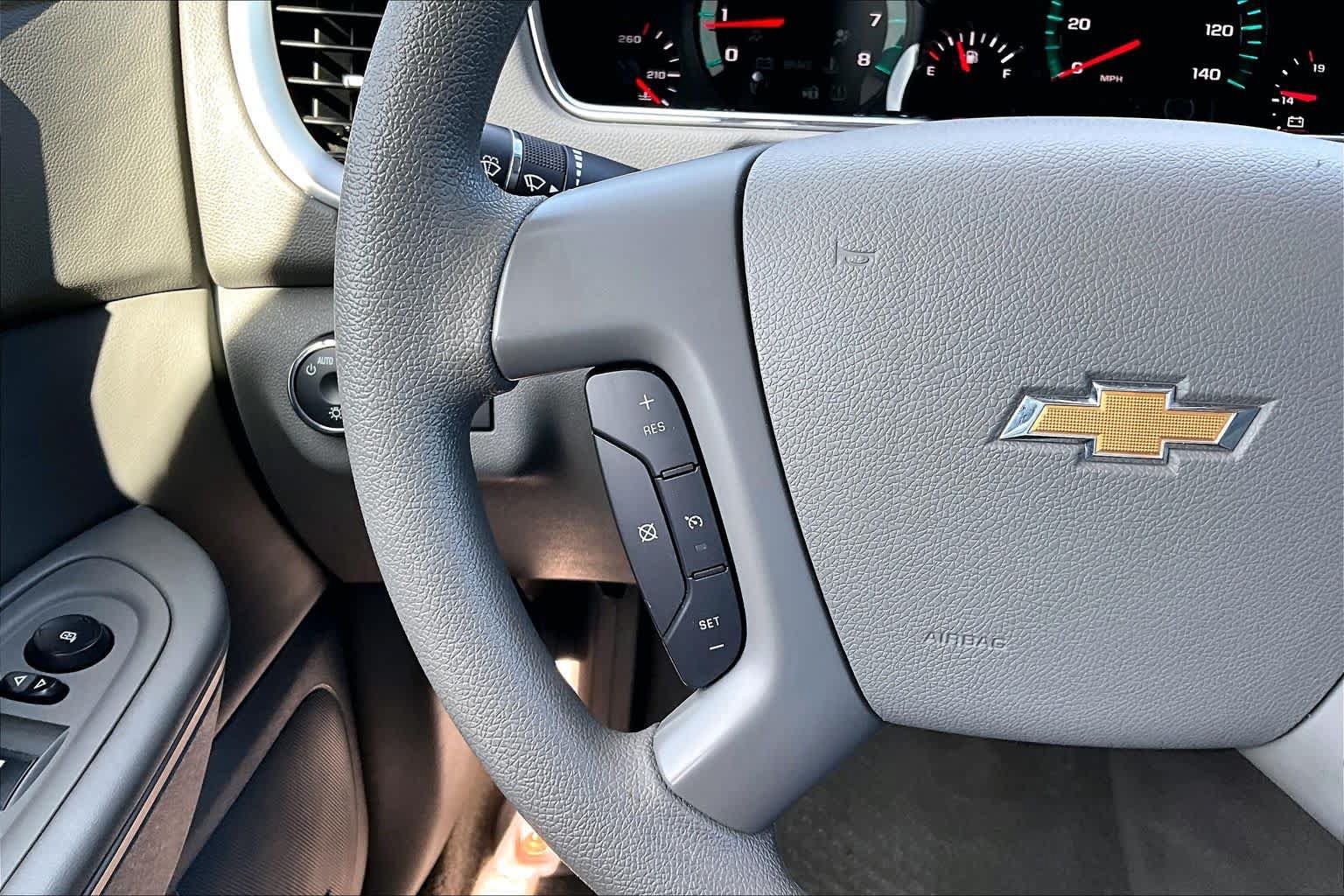 Used 2017 Chevrolet Traverse LS FWD image 23