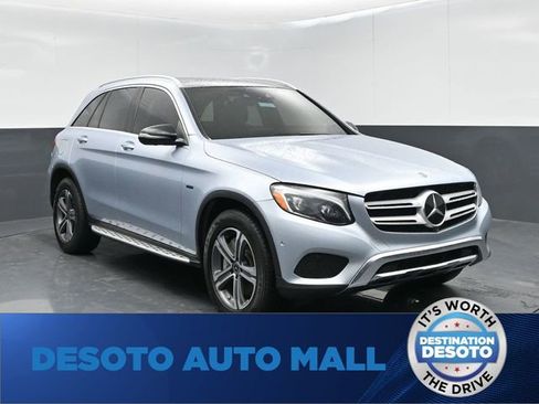 Used 2018 Mercedes-Benz GLC 350e 4MATIC image 1