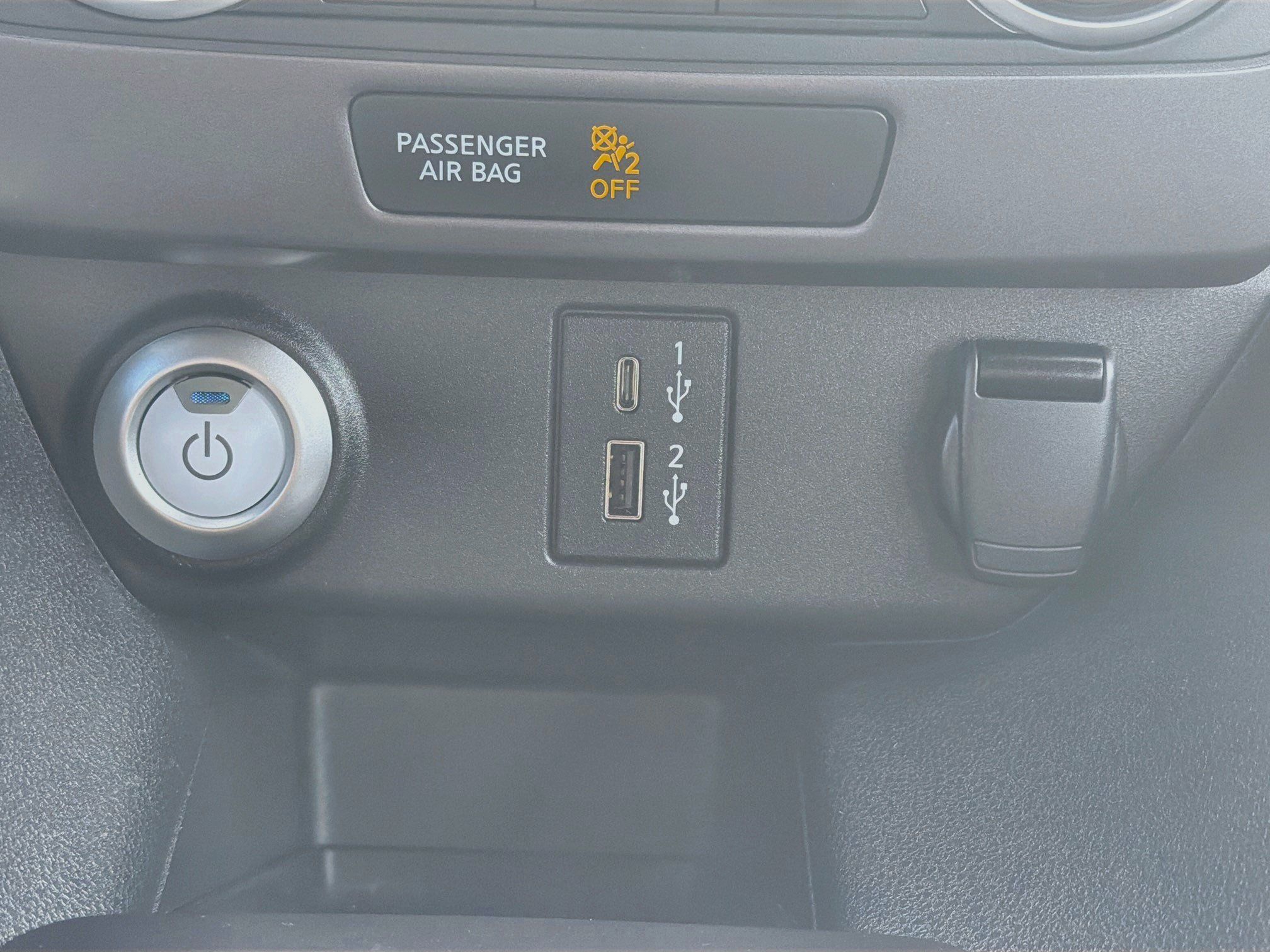 Used 2025 Nissan Leaf S FWD image 25