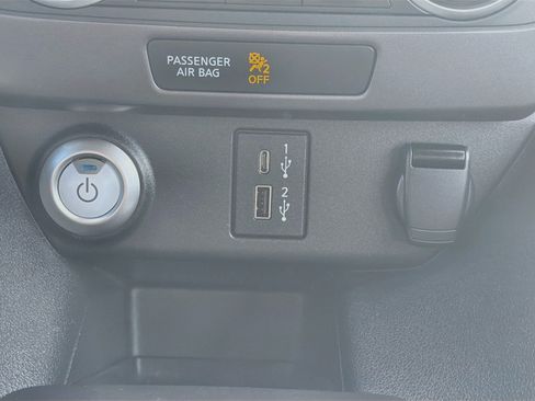Used 2025 Nissan Leaf S FWD image 25