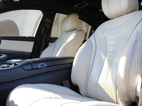 Used 2015 Mercedes-Benz S 550 Sedan image 12