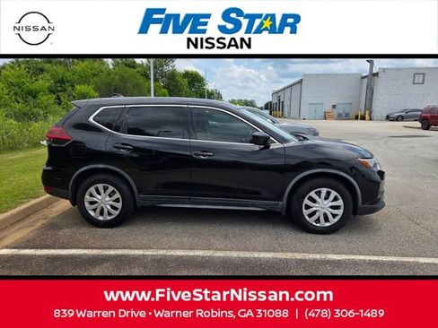 Used 2018 Nissan Rogue S FWD image 10