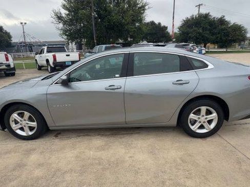 Used 2024 Chevrolet Malibu LT FWD image 5