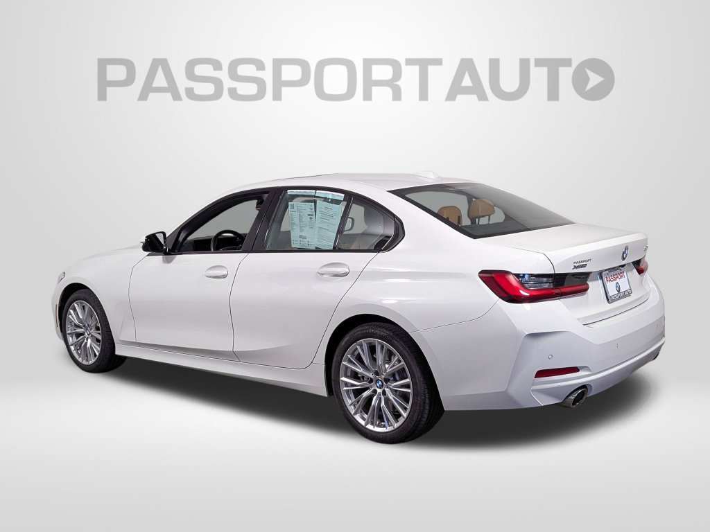 Used 2023 BMW 330i xDrive Sedan w/ Driving Assistance Package AWD/4WD image 3