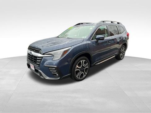 Used 2023 Subaru Ascent Limited AWD/4WD image 3