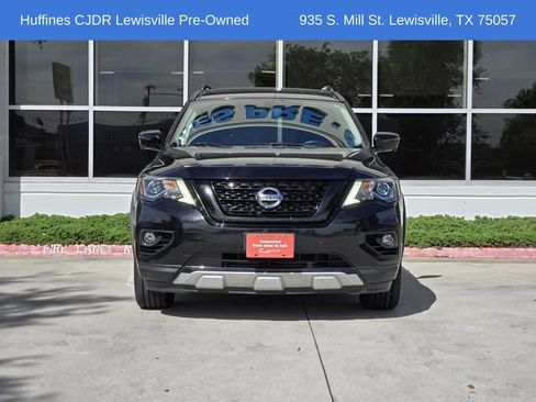 Used 2019 Nissan Pathfinder SL image 2