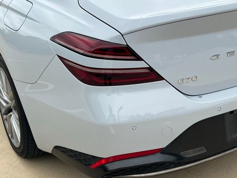 Used 2023 Genesis G70 2.0T w/ Sport Prestige Package RWD image 13