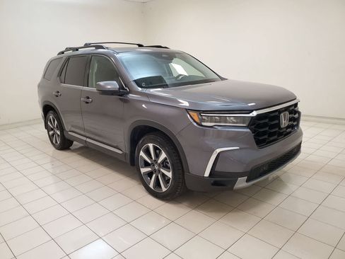 Certified 2023 Honda Pilot Touring image 28