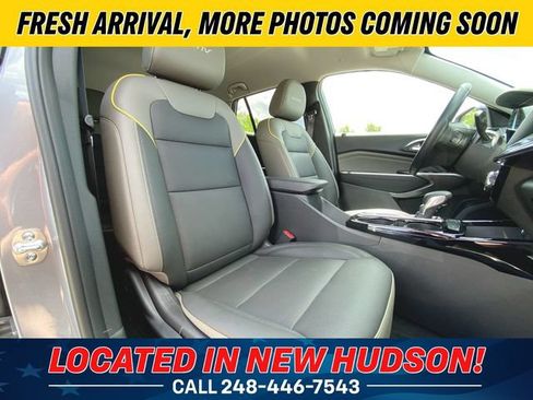 Used 2025 Chevrolet Trax ACTIV w/ Driver Confidence Package FWD image 26