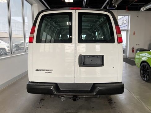 Used 2011 Chevrolet Express 1500 image 5