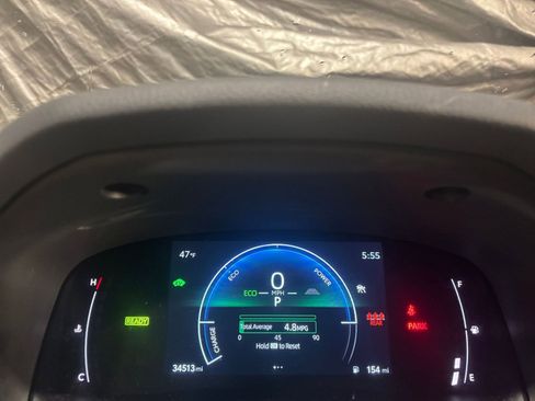 Used 2025 Toyota Camry LE image 39