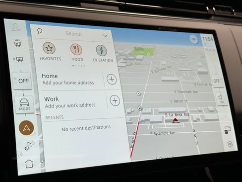 Used 2025 Land Rover Range Rover Sport Dynamic SE image 20