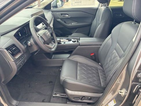 New 2026 Nissan Rogue Platinum w/ Platinum Premium Package AWD/4WD image 9