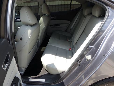 Used 2020 Acura TLX FWD image 38