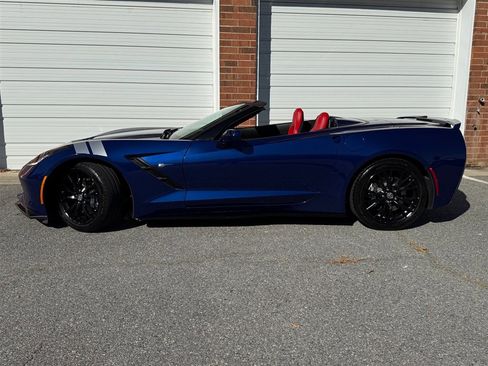 Used 2018 Chevrolet Corvette Stingray Convertible image 14