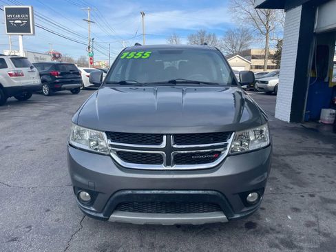 Used 2013 Dodge Journey SXT w/ Flexible Seating Group image 3