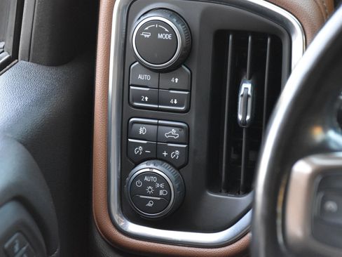 Used 2021 Chevrolet Silverado 3500 High Country AWD/4WD image 33