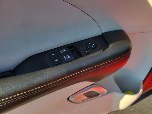 Used 2015 Dodge Challenger SXT Plus image 14