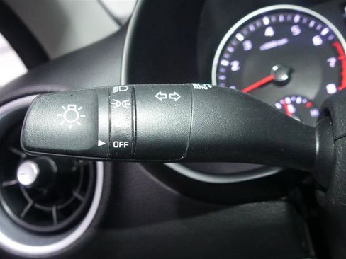 Used 2022 Kia Forte LXS image 32