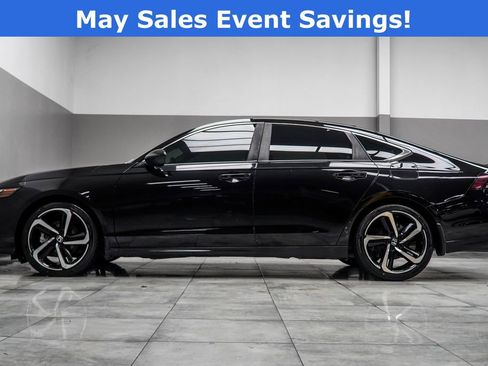 Used 2023 Honda Accord Sport image 9