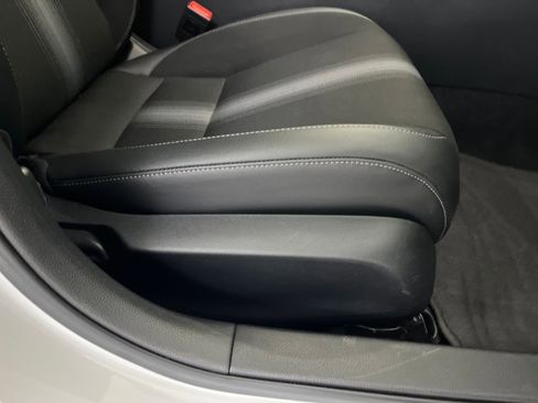 Used 2025 Honda Civic Sport image 42